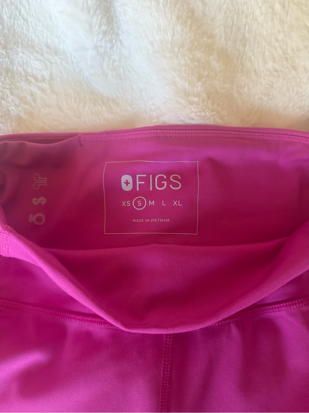 Figs Women’s Hot Pink Athletic Leggings
